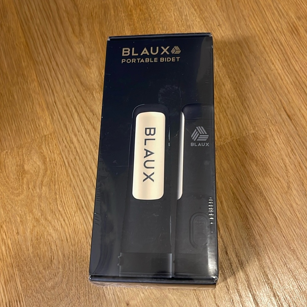 Blaux Portable Bidet (NEW/NEVER OPENED)